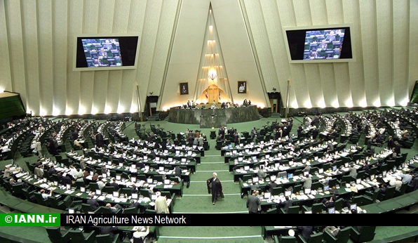 نمایندگان مجلس با پیوستن ایران به موافقتنامه پاریس موافقت کردند