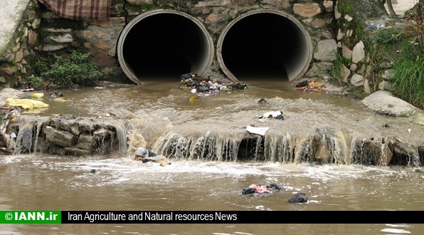 گزارش تصویری/ پس آب فاضلاب شهرک صنعتی اشتهارد در فضای سبز