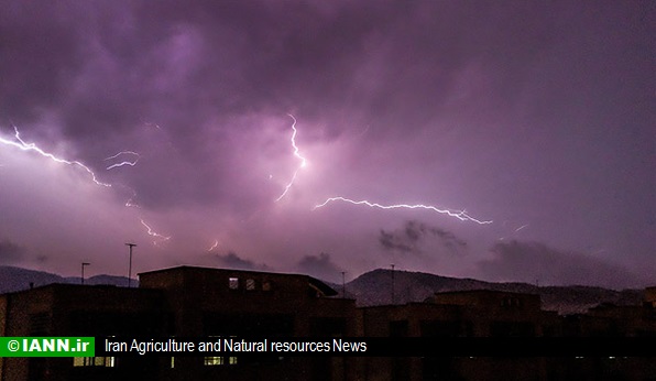 احتمال وقوع رگبار، رعد و برق و وزش باد شدید در هشت استان کشور